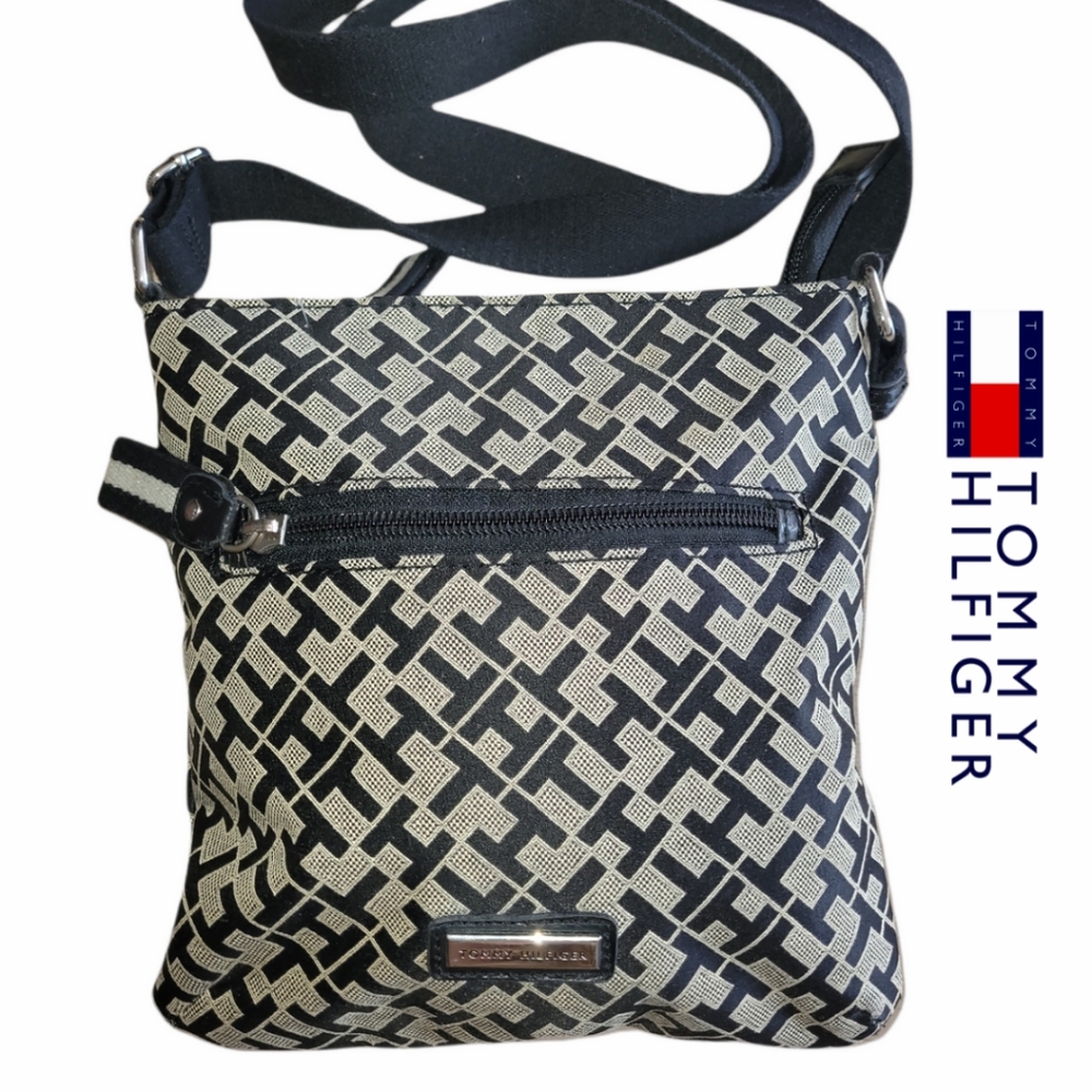 Tommy Hilfiger Crossbody Bag